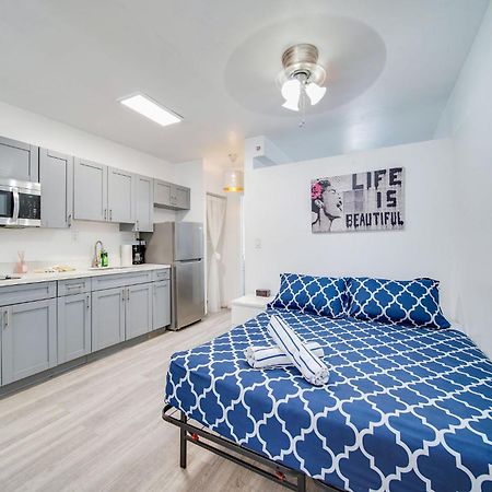 Beachy 1 B/R, W/2 Queen Beds, On Ocean Drive Beach Miami Beach Exterior photo