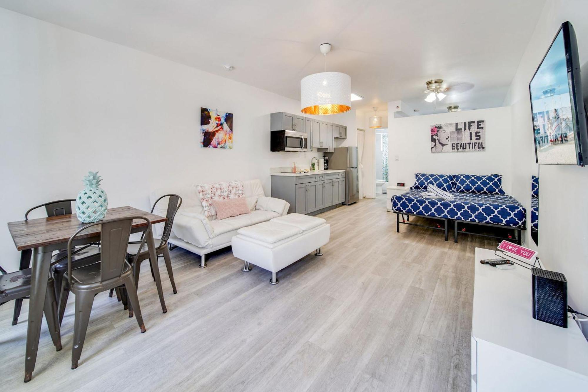 Beachy 1 B/R, W/2 Queen Beds, On Ocean Drive Beach Miami Beach Exterior photo